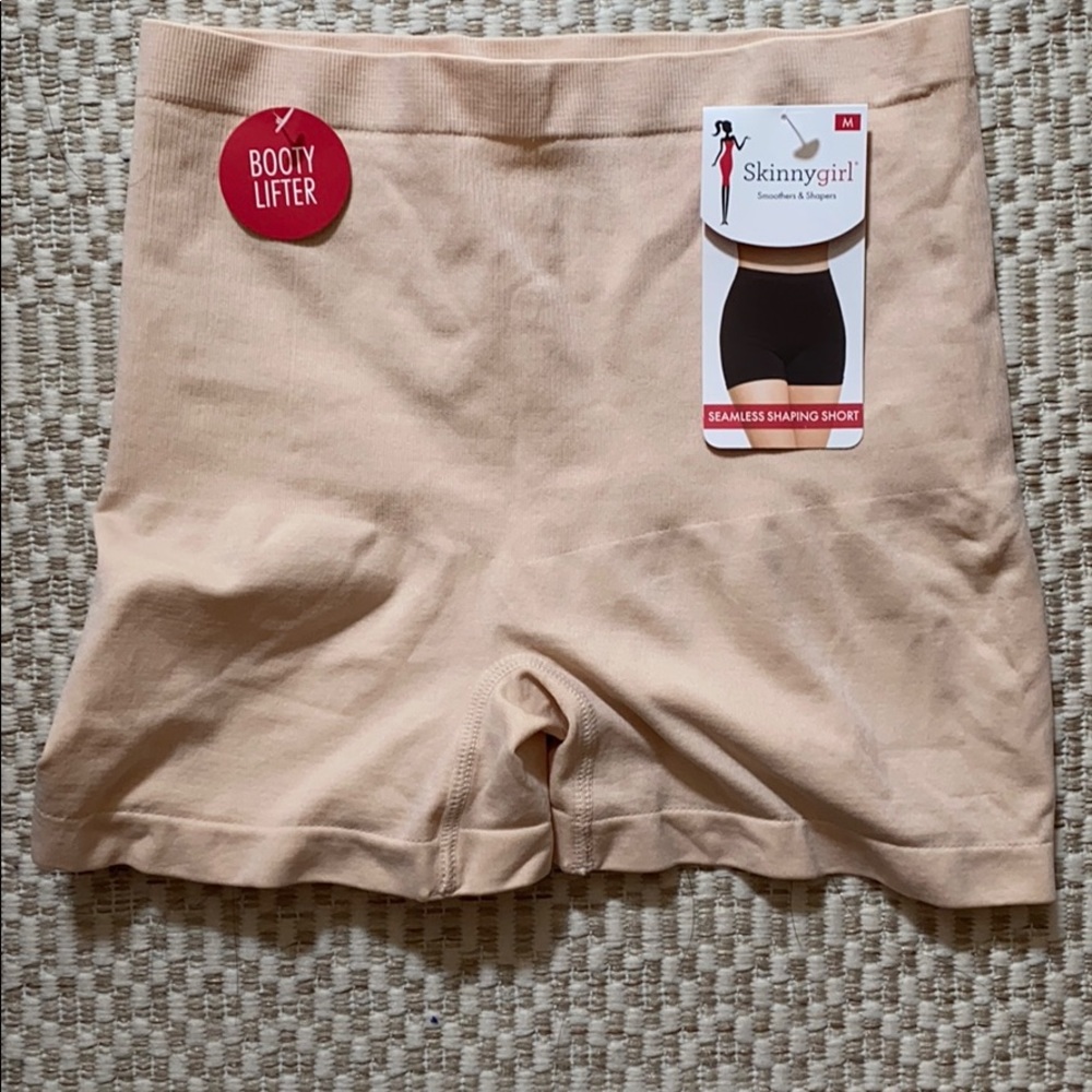 Skinnygirl shaping short